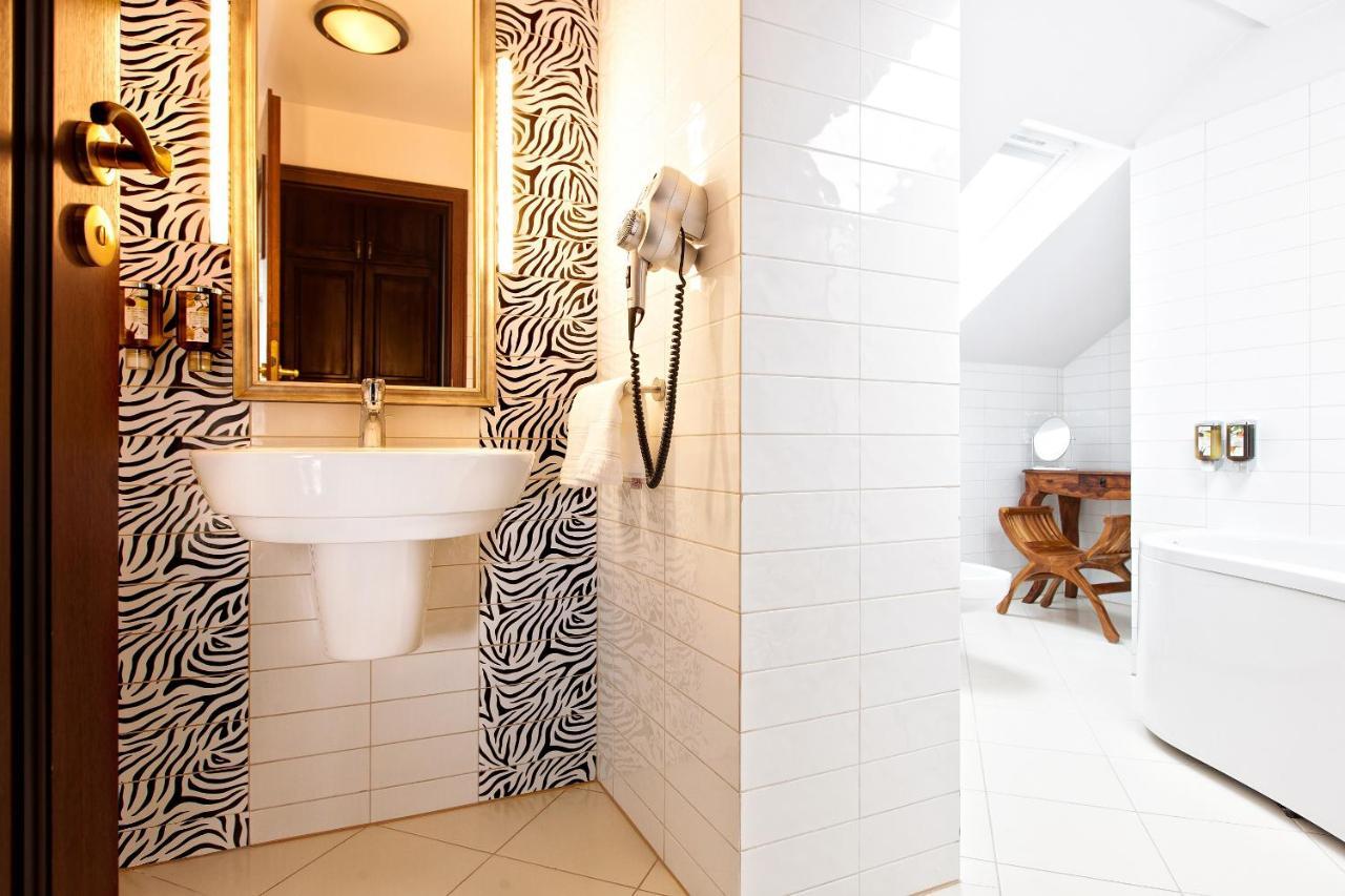 Constantia By Grape Hotel Wroclaw Bagian luar foto